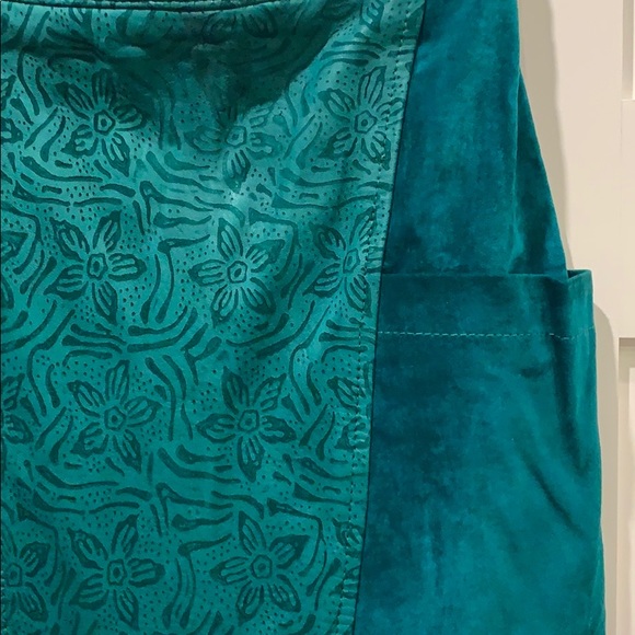 Vintage Green Suede and Leather Pencil Skirt - Picture 2 of 9